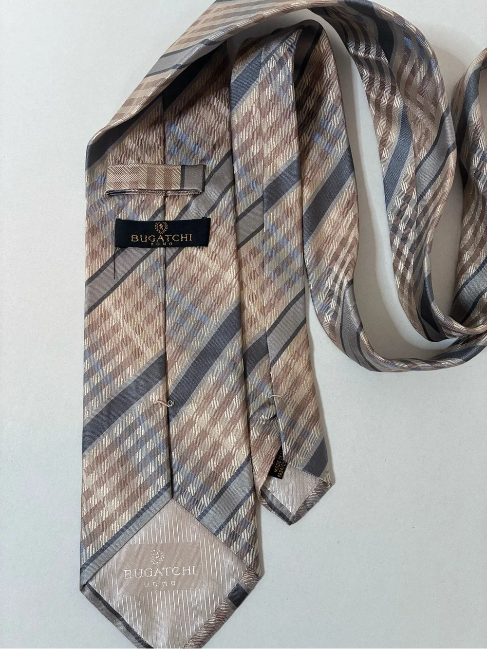 Classic Men's Beige and Gray Striped Tie